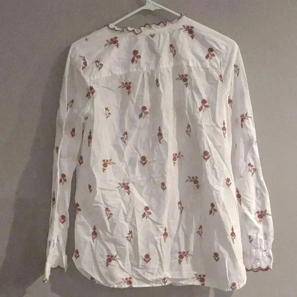 Talbots women's small embroidered flower scalloped trim long sleeve button down - Picture 5 of 5